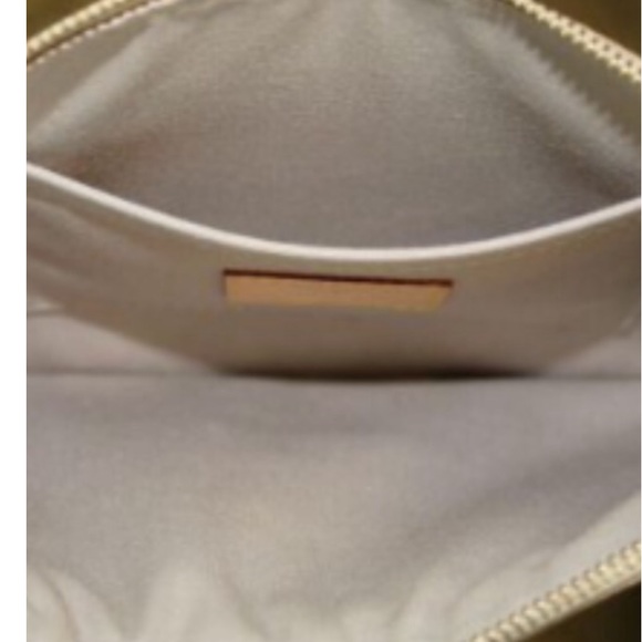 Louis Vuitton gold💕mirror wristlet/clutch CA1016 - Picture 3 of 6